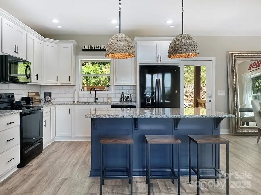 1105 Falls View Drive, Bryson City, NC 28713 - Image #3