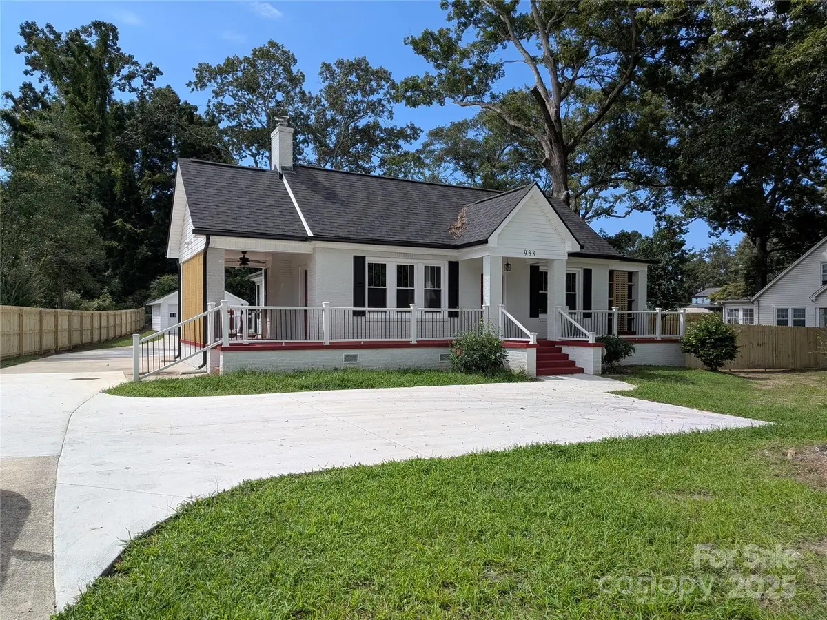 933 W Warren Street W, Shelby, NC 28150 - Image #1