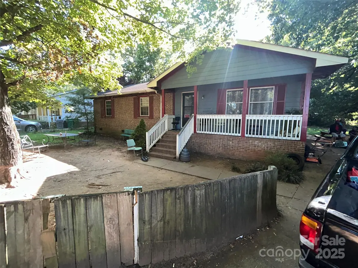 1524 Whisnant Street, Charlotte, NC 28206 - Image #1