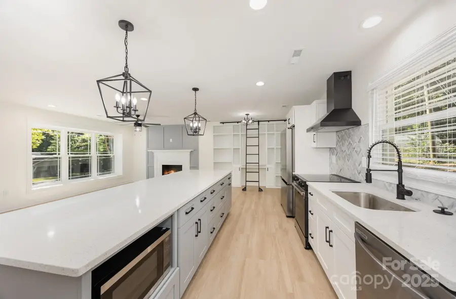 2200 Hathaway Drive, Greensboro, NC 27408 - #2