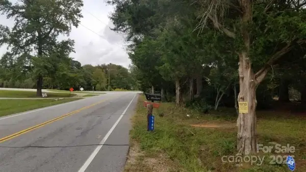 5987 Charlotte Highway, Lancaster, SC 29720