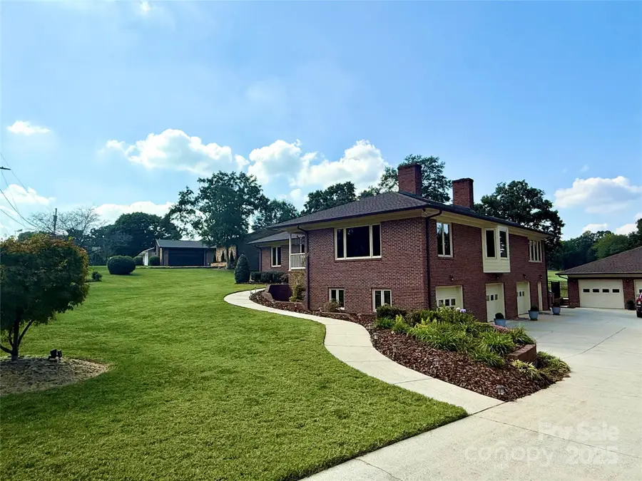 1419 Stoneyridge Drive, Charlotte, NC 28214 - Image #2