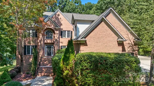 1300 Longleaf Court, Weddington, NC 28104