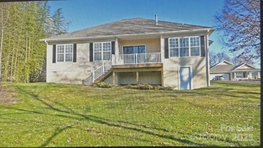 18 Eagle Pointe Way, Flat Rock, NC 28731 - Image #3