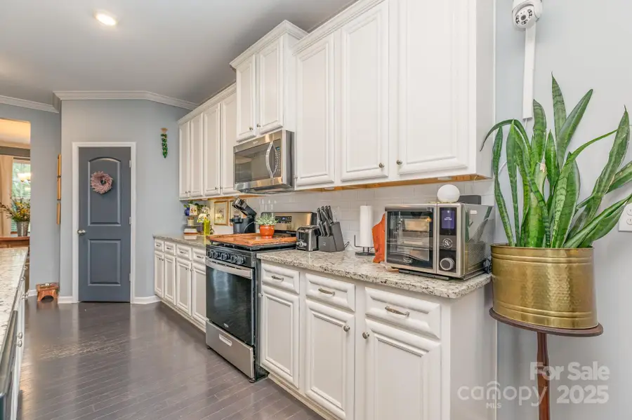 797 Oak Manor Drive Se, Concord, NC 28025 - Image #2