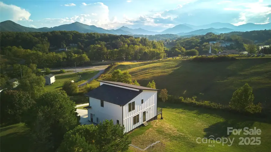 16 Lawson Ridge Road, Leicester, NC 28748 - Image #2