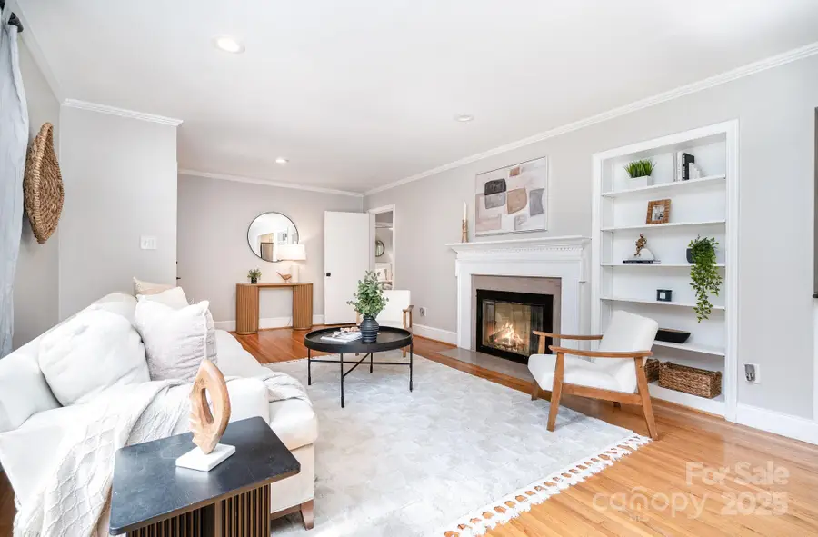 931 Hickory Nut Street, Charlotte, NC 28205 - Image #3