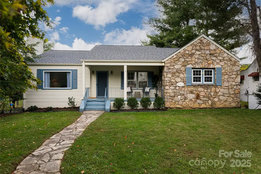 26 Lorraine Avenue, Asheville, NC 28804 - Image #2