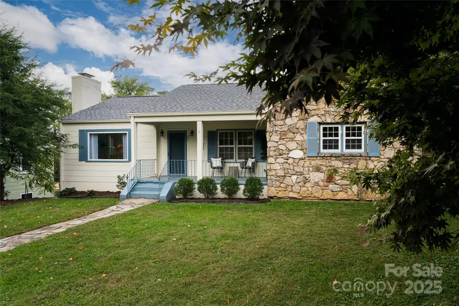 26 Lorraine Avenue, Asheville, NC 28804 - Image #3