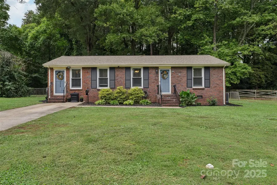 3808 Seaforth Drive, Charlotte, NC 28205 - Image #2