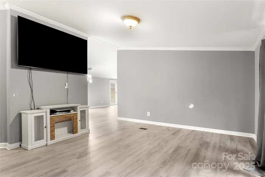 5136 Southbrook Drive, Kings Mountain, NC 28086 - Image #3