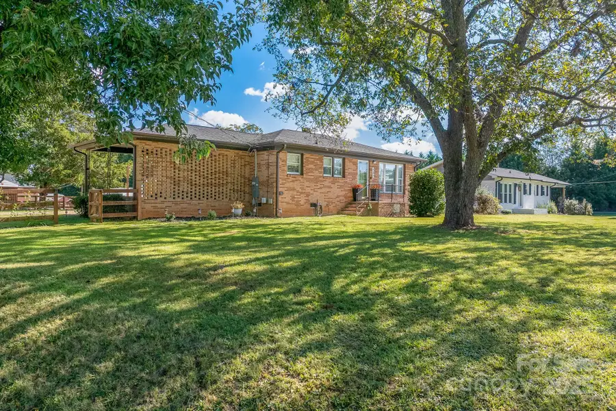 2244 Old Hickory Grove Road, Mount Holly, NC 28120 - Image #2