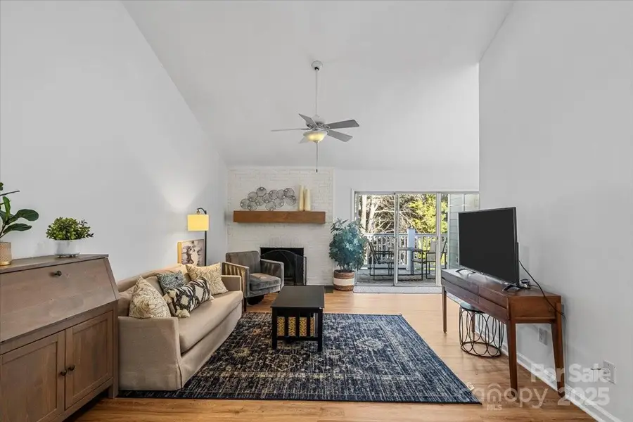 9401 S Vicksburg Park Court, Charlotte, NC 28210 - Image #3