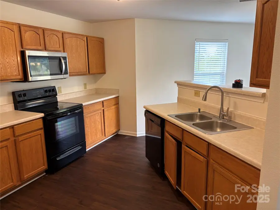 1702 Bray Drive, Charlotte, NC 28214 - Image #2