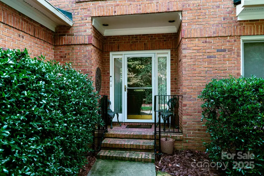 200 Bentley Oaks Lane, Charlotte, NC 28270 - Image #3