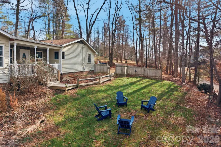 72 Lacey Lane, Hendersonville, NC 28739 - Image #3