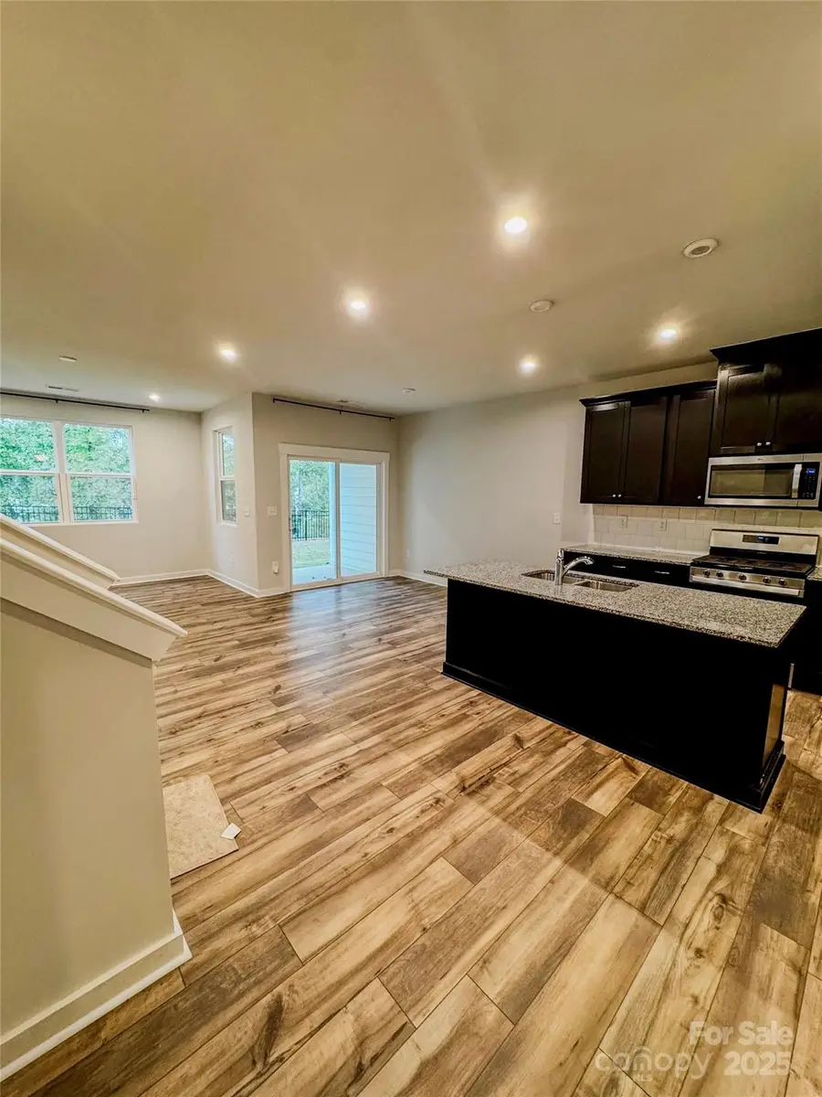 9512 Munsing Drive #165, Charlotte, NC 28269 - Image #3