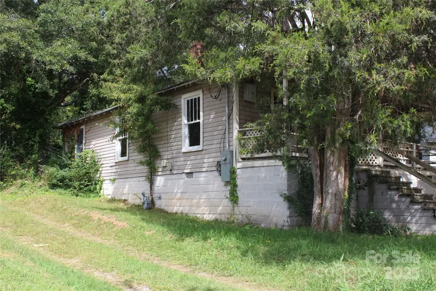 421 Carolina Avenue, Shelby, NC 28150 - Image #2