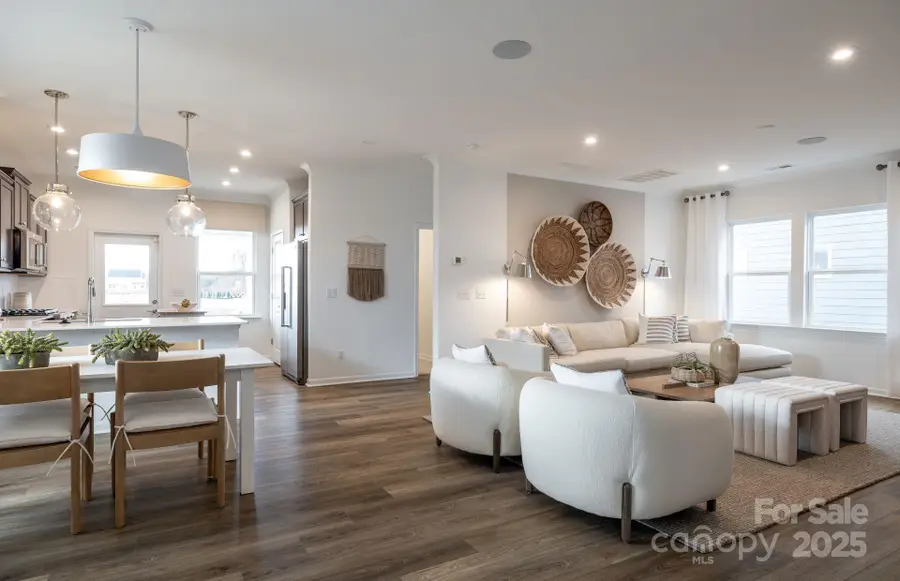 11526 Glasden Road #501, Charlotte, NC 28278 - Image #3