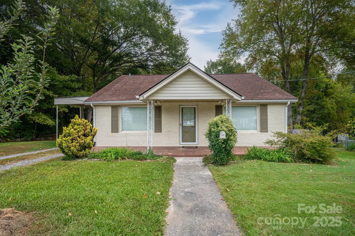 1040 Laurel Lane, Gastonia, NC 28054 - Image #1