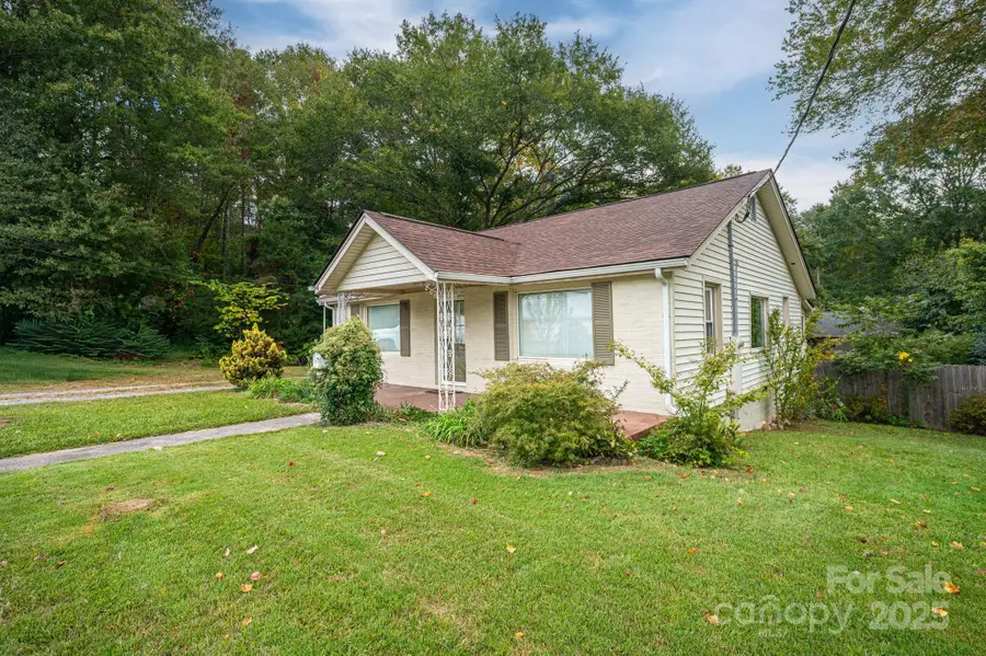 1040 Laurel Lane, Gastonia, NC 28054 - Image #3