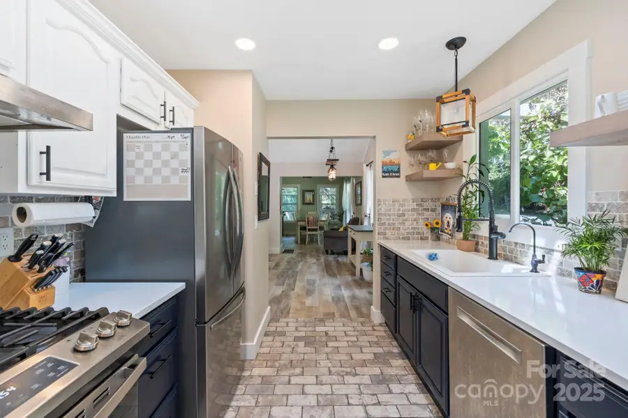 300 Wilson Drive, Brevard, NC 28712 - Image #2