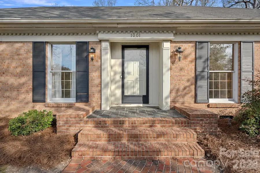 1001 Thistle Court, Charlotte, NC 28211 - #2