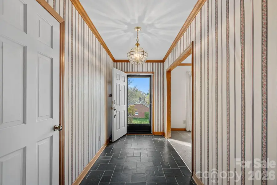 1001 Thistle Court, Charlotte, NC 28211 - #3