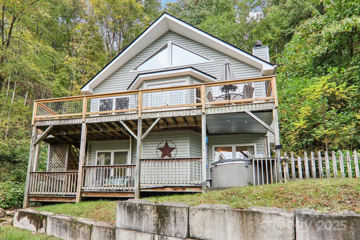 311 Jacks Knob Road, Barnardsville, NC 28709 - Image #1