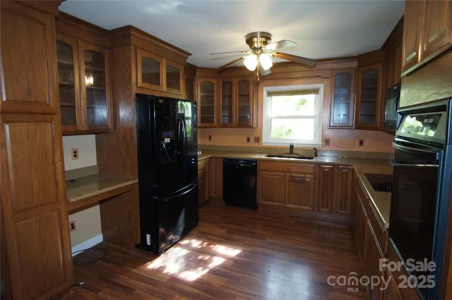 6201 Eagle Peak Drive, Charlotte, NC 28214 - Image #3