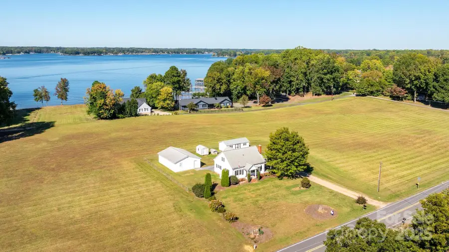 804 Langtree Road, Mooresville, NC 28117 - Image #2