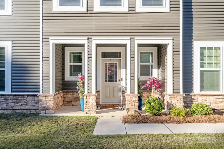 11226 Bartrams Way, Charlotte, NC 28278 - Image #2