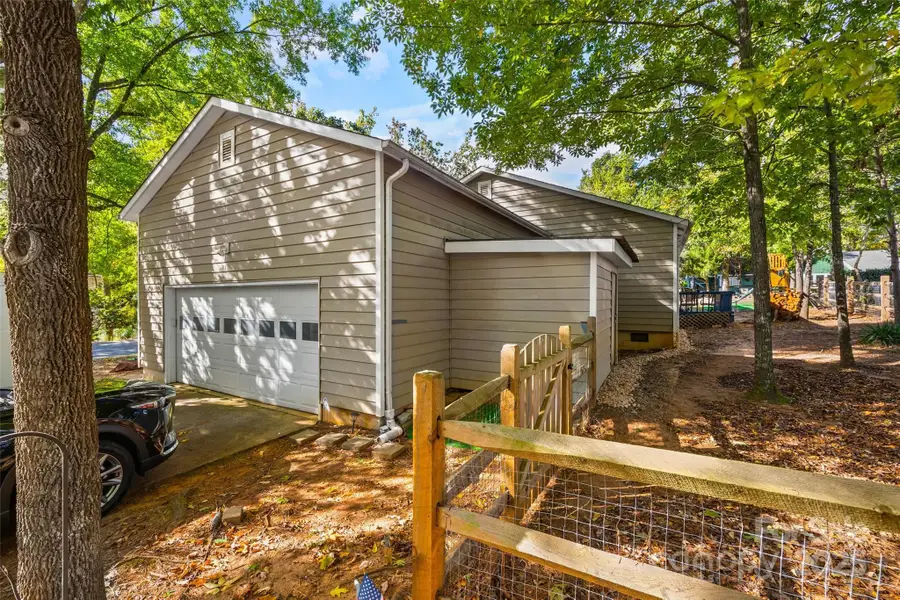 9013 Windjammer Drive, Tega Cay, SC 29708 - Image #2