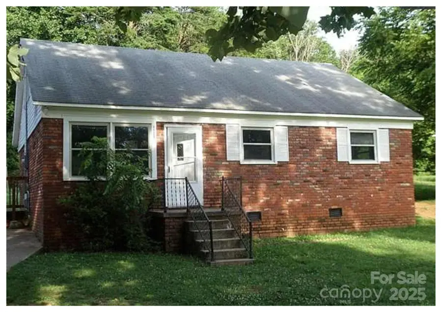 1129 Rita Avenue, Statesville, NC 28677 - Image #2