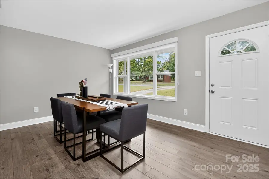 324 Clearbrook Road, Matthews, NC 28105 - Image #3