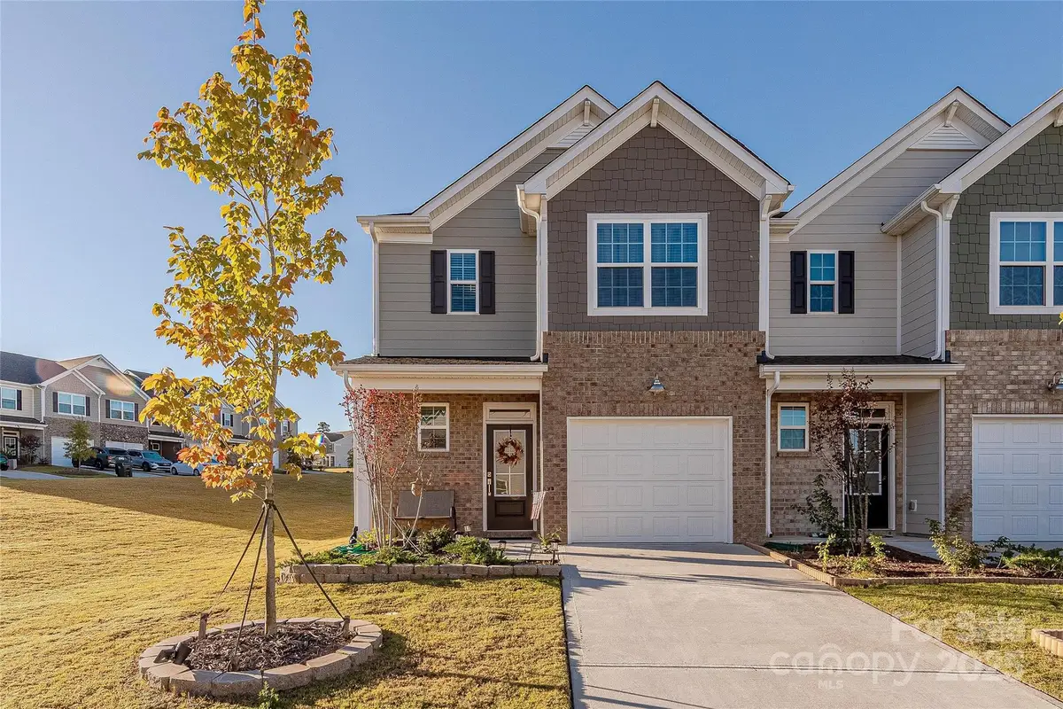 8007 Scarlet Maple Lane, Tega Cay, SC 29708 - Image #1