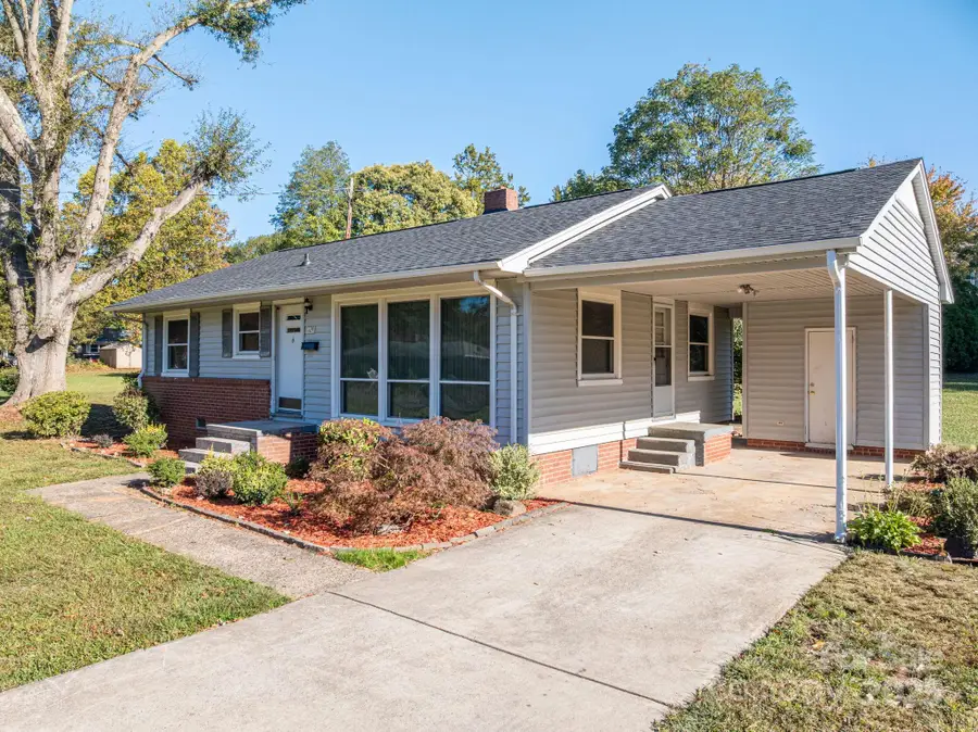 1724 E Perry Street, Gastonia, NC 28054 - Image #2