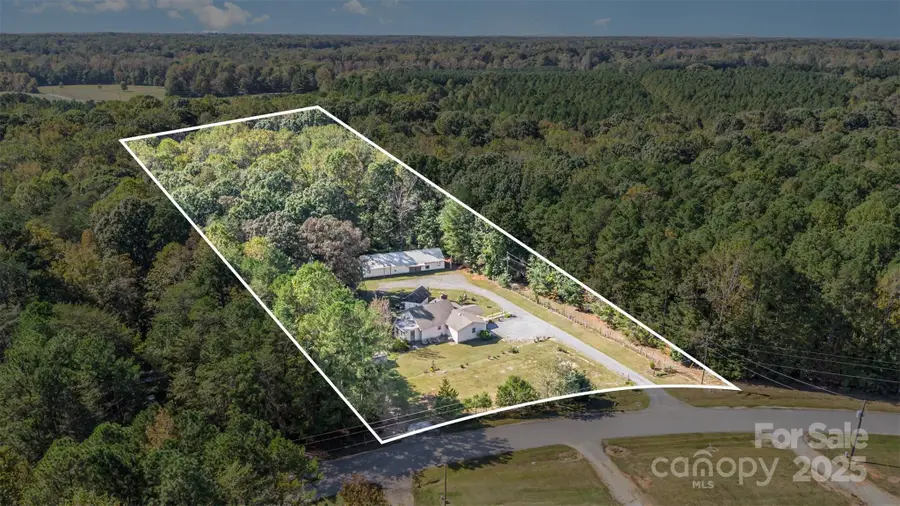 1623 Molly Circle, York, SC 29745 - Image #2