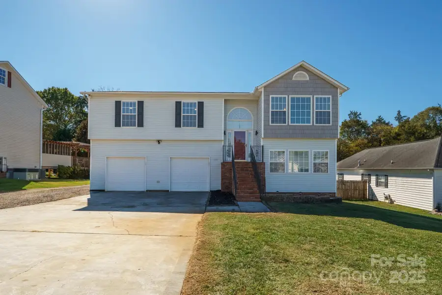 3673 Farm Lake Drive Sw, Concord, NC 28027 - Image #3