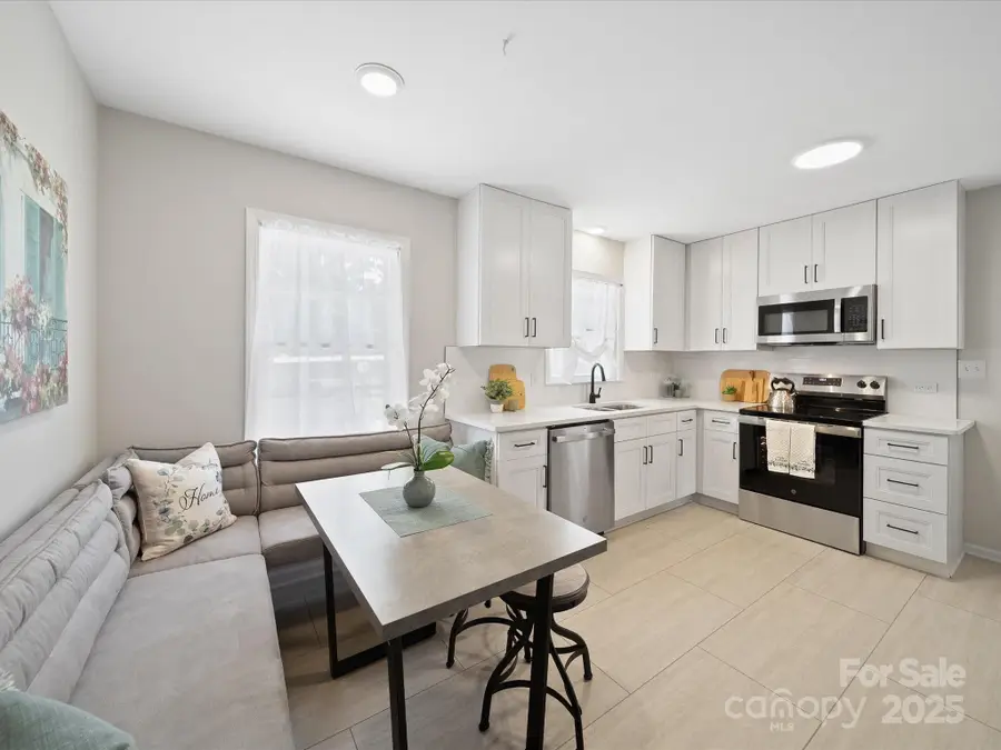 2213 Milton Road, Charlotte, NC 28215 - Image #3