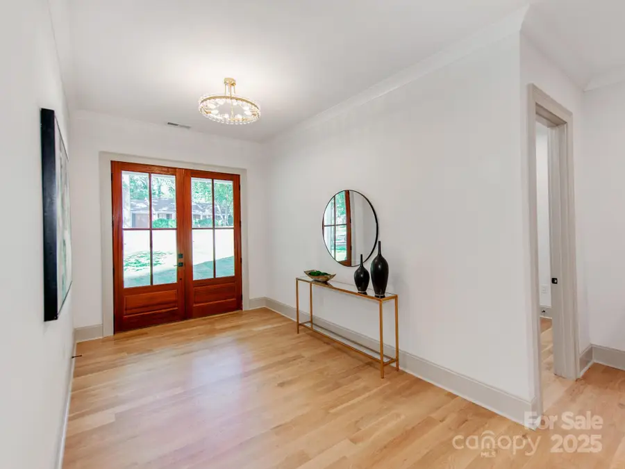 4637 Emory Lane, Charlotte, NC 28211 - Image #3