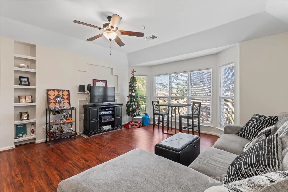 529 N Graham Street #3G, Charlotte, NC 28202 - Image #1