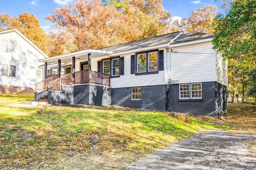 111 Wilshire Avenue Sw, Concord, NC 28025 - Image #2