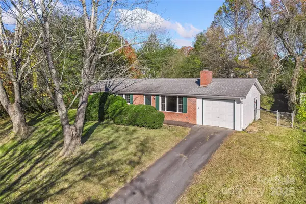 14 Morgan Boulevard, Asheville, NC 28704