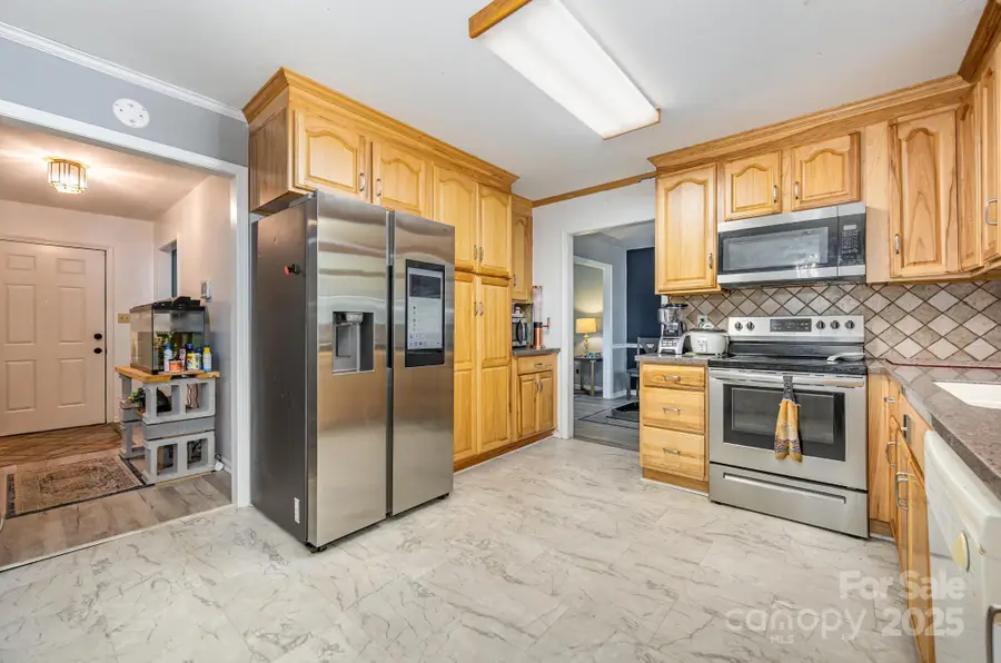 5772 Gettysburg Drive Nw, Concord, NC 28027 - Image #3