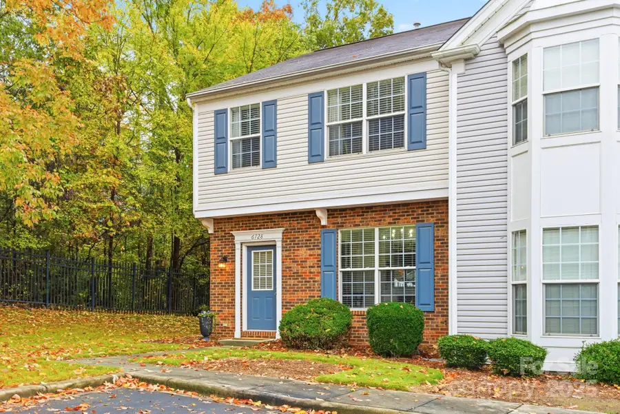 6728 Rothchild Drive, Charlotte, NC 28270 - Image #2