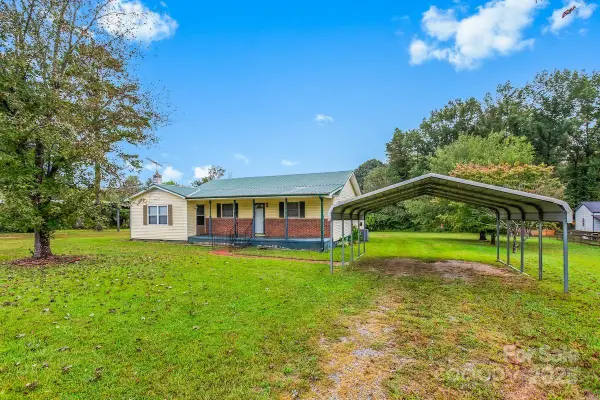 198 Broadway Road, Mocksville, NC 27028