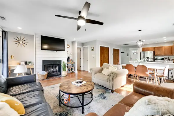 125 Nugget Lane, Sylva, NC 28779