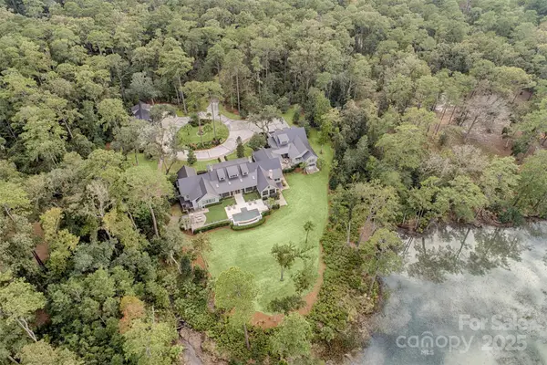 393 Old Palmetto Bluff Road, Bluffton, SC 29910