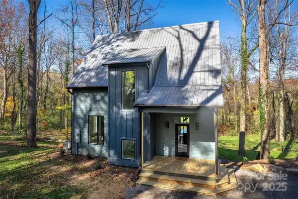 110 Providence Road, Asheville, NC 28806